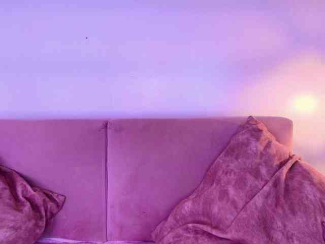 LauraHotties webcam