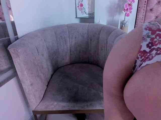 LauraHotties LauraHotties