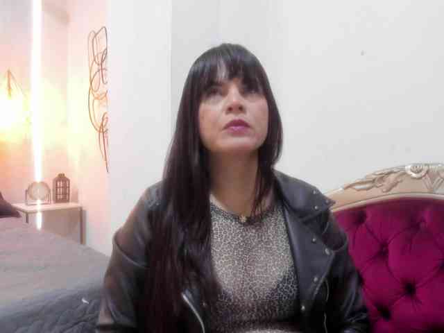 LauraHotties webcam