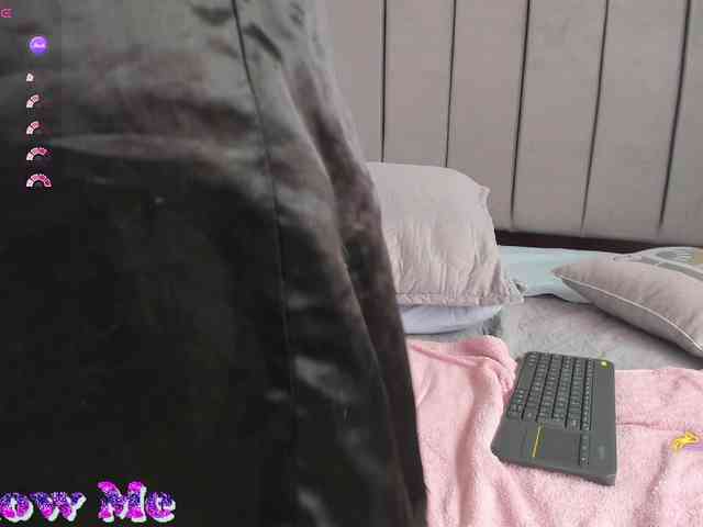 LauraHotties webcam