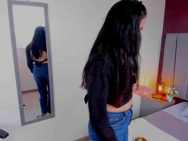 LauraHotties webcam