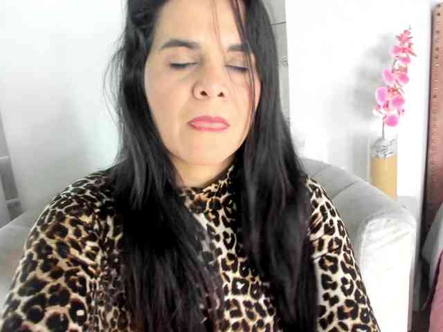 LauraHotties webcam
