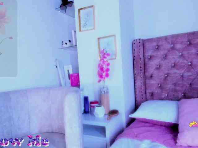 LauraHotties webcam