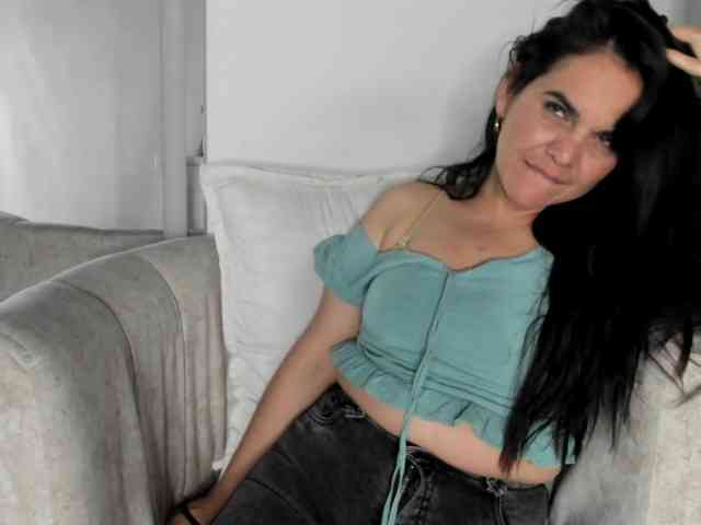 LauraHotties