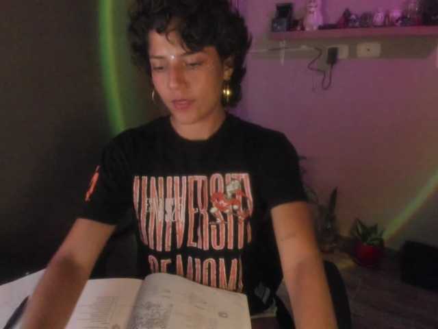 Nami-C live cam on BongaCams