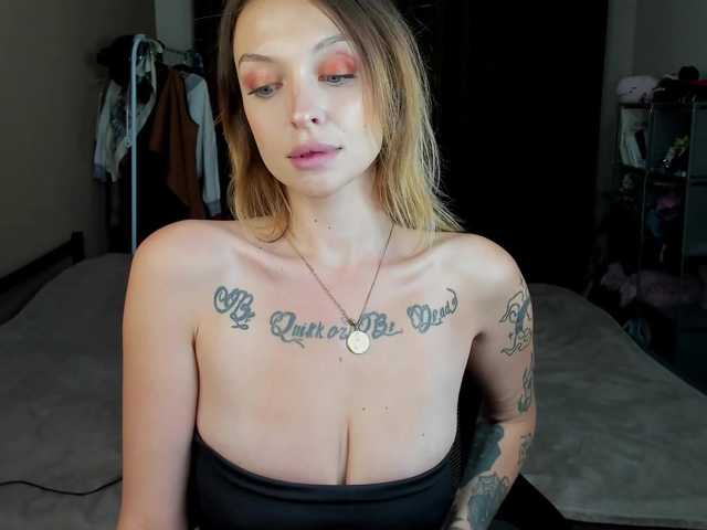 MistikDoll live cam on BongaCams
