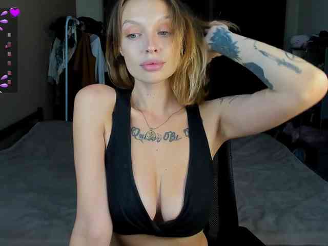 MistikDoll webcam