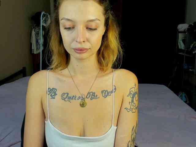 MistikDoll webcam