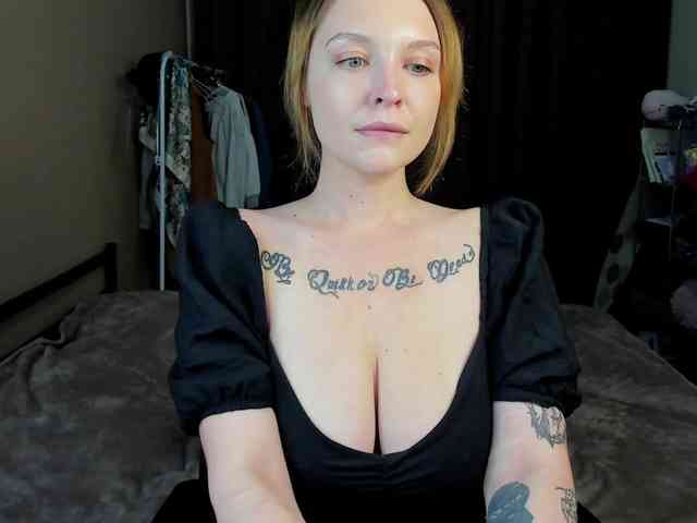 MistikDoll webcam