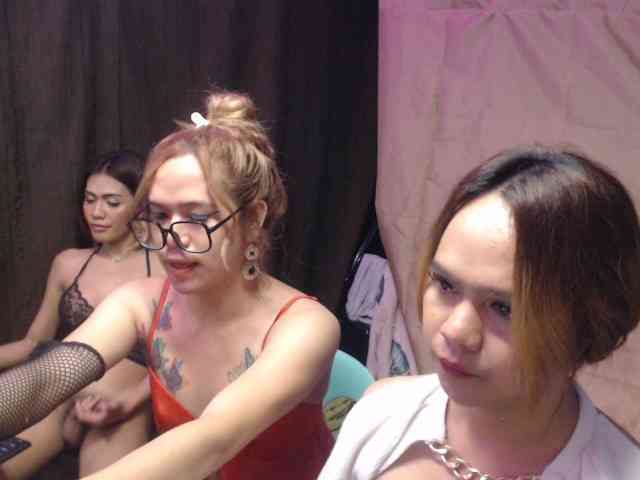 DiversedSluttyBitches Sex Cam Show