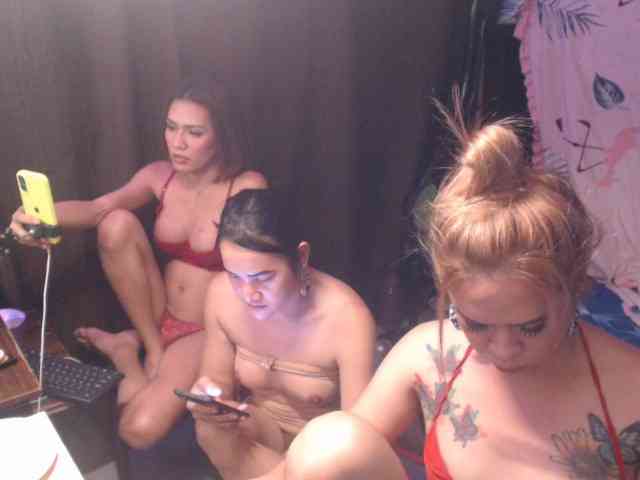DiversedSluttyBitches Sex Cam Show