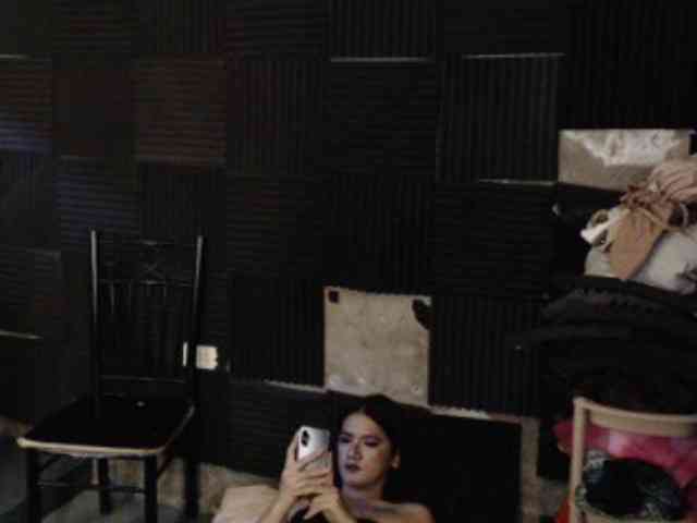 DiversedSluttyBi... Live Webcam on BongaCams