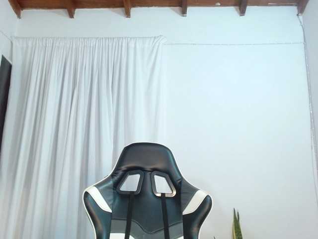 Manuela420sexy live cam on BongaCams