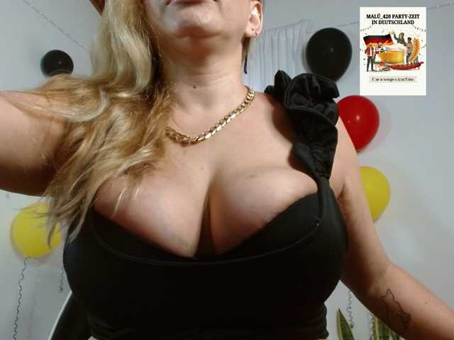 Manuela420sexy live cam on BongaCams