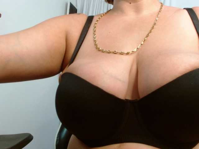 Manuela420sexy live cam on BongaCams