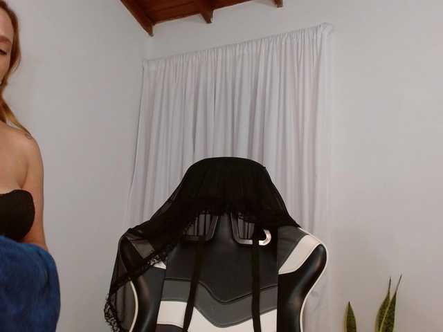 Manuela420sexy's BongaCams show and profile