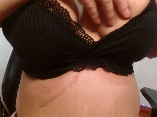 Manuela420sexy live cam on BongaCams