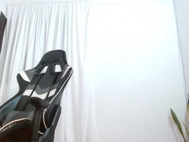 Manuela420sexy live webcam show