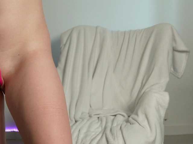 PickBlond live webcam show
