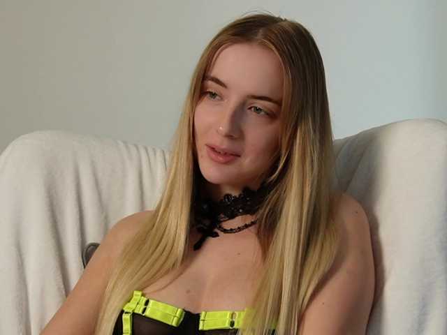 BarbieSize live cam on BongaCams