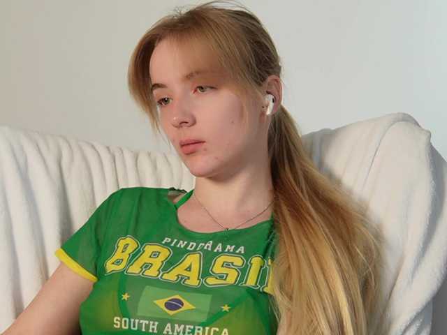 BarbieSize live cam on BongaCams