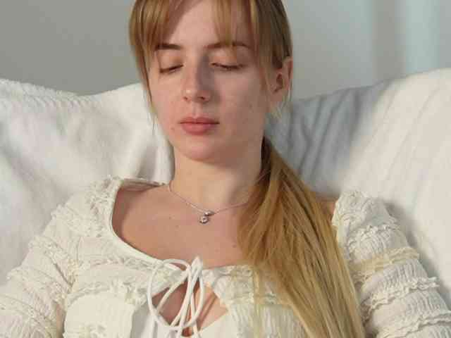 Model: PickBlond