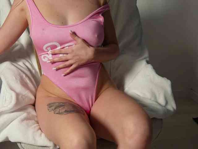 PickBlond webcam
