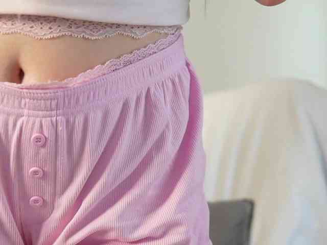 BarbieSize Live Webcam on BongaCams