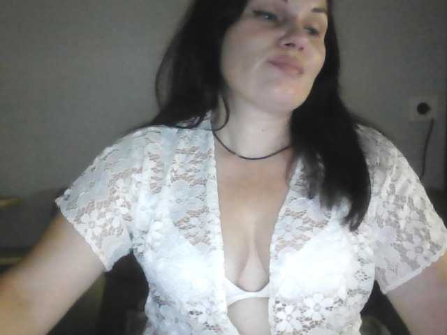 Tanya8 live cam on BongaCams