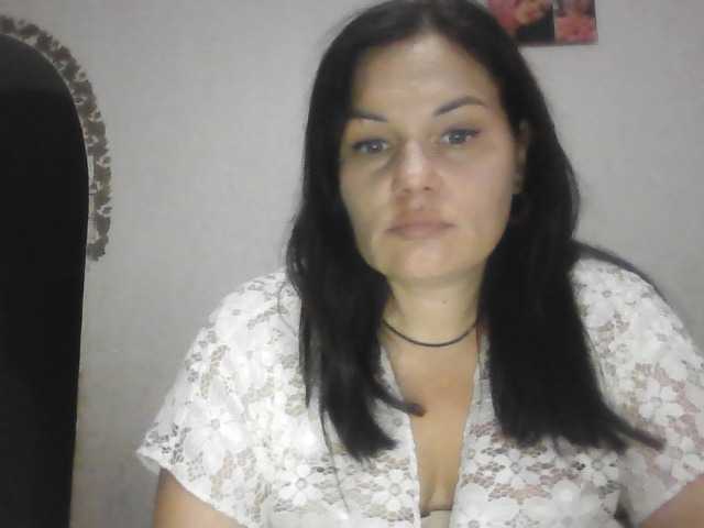 Tanya8 live cam preview