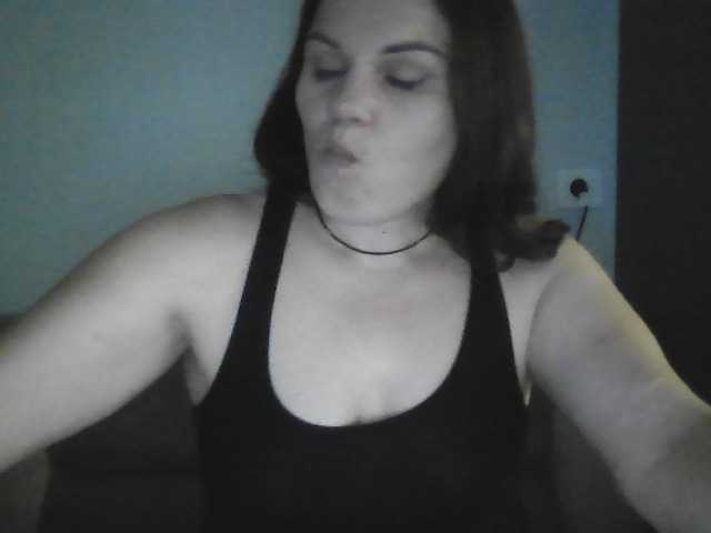 Tanya8 live cam on BongaCams