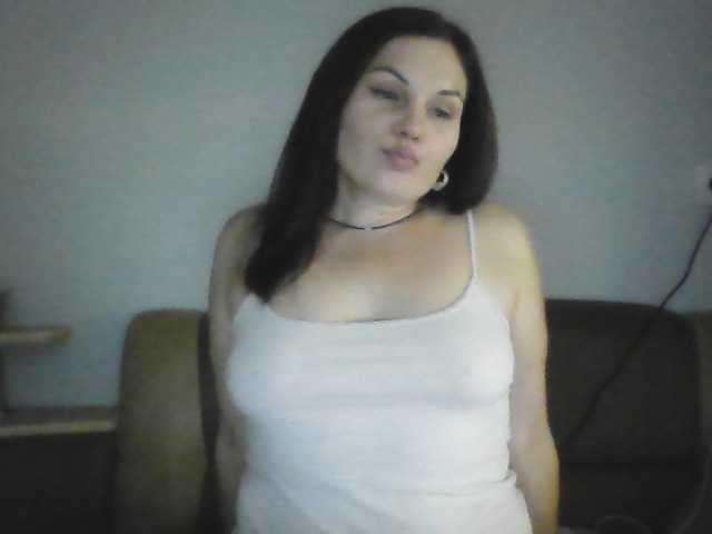 Tanya8 live cam on BongaCams