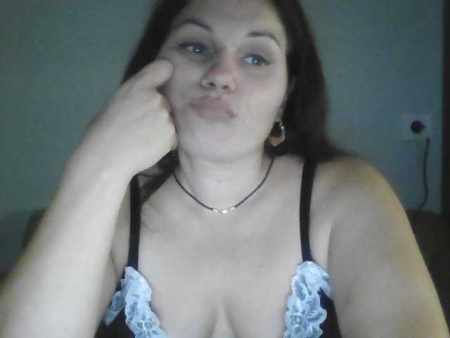 Tanya8 live cam on BongaCams