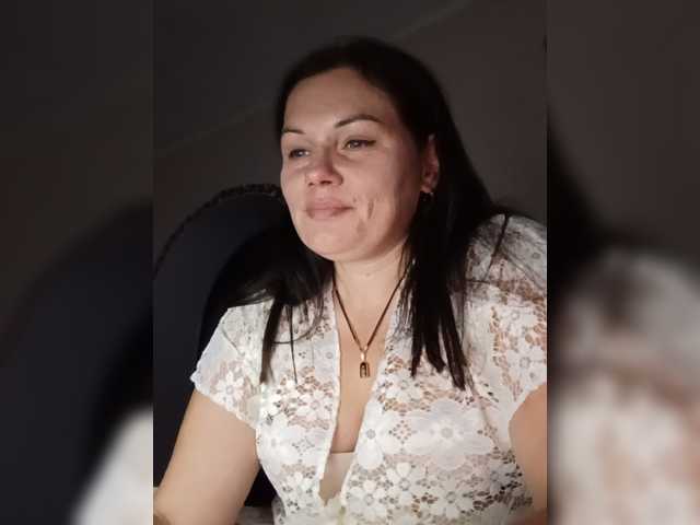 Tanya8 live cam preview