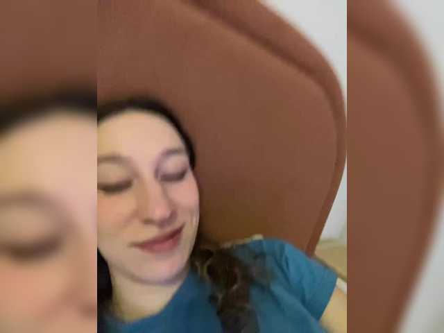 Chikipikin's BongaCams show and profile