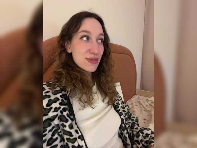 Chikipikin's BongaCams show and profile