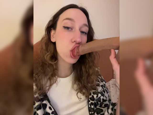 Chikipikin's BongaCams show and profile