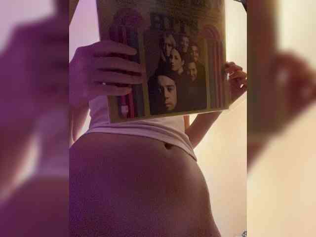 Chikipikin's webcam live show