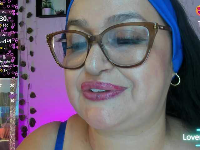 Gianahomi live cam on BongaCams