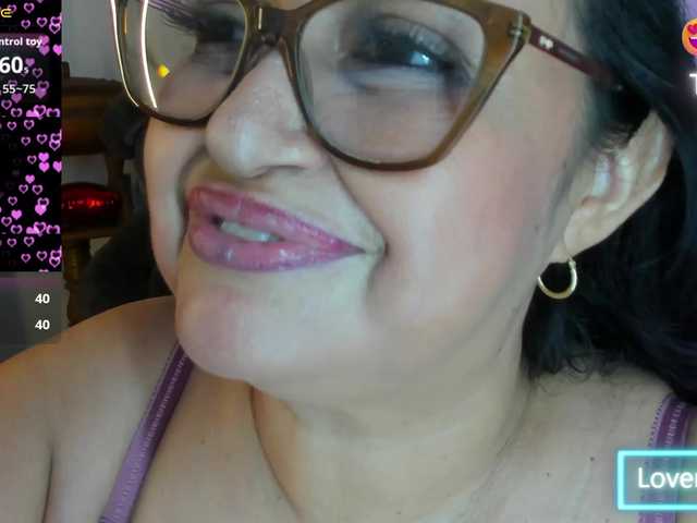 Gianahomi's BongaCams show and profile