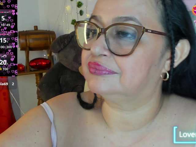 Gianahomi's BongaCams show and profile