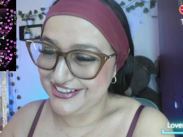 Gianahomi live cam on BongaCams