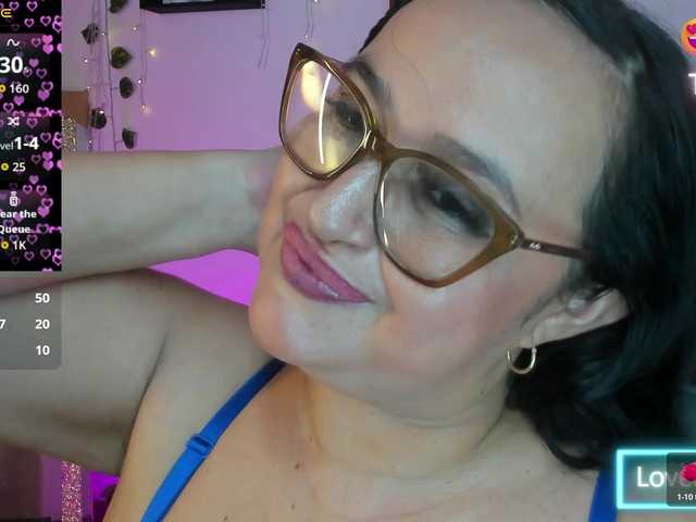 Gianahomi live cam on BongaCams
