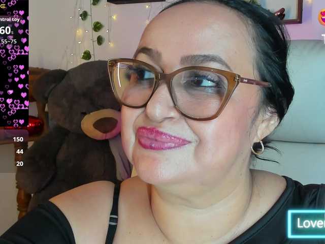 Gianahomi's BongaCams show and profile