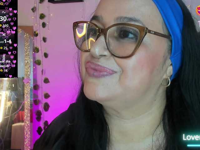 Gianahomi live cam on BongaCams