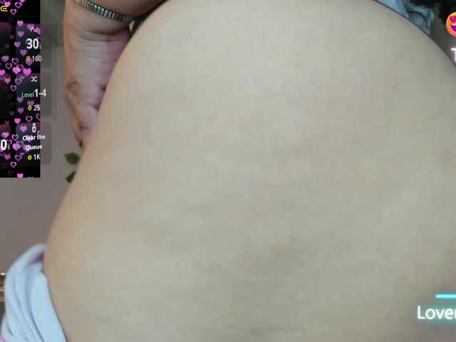 Gianahomi live cam on BongaCams