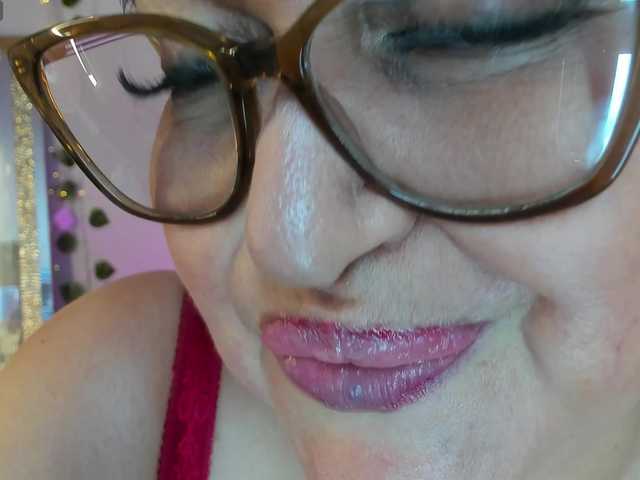 Gianahomi live cam on BongaCams