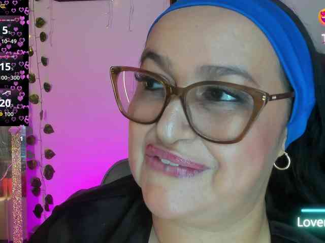 Gianahomi Live Webcam on BongaCams