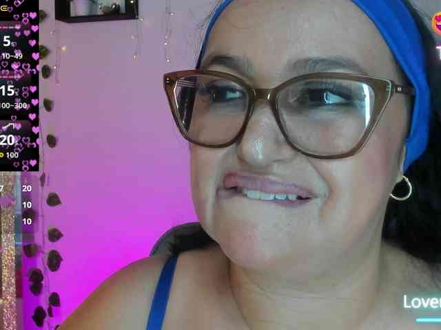 Gianahomi Live Webcam on BongaCams