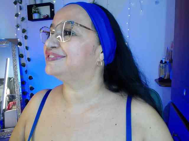 Gianahomi Live Webcam on BongaCams